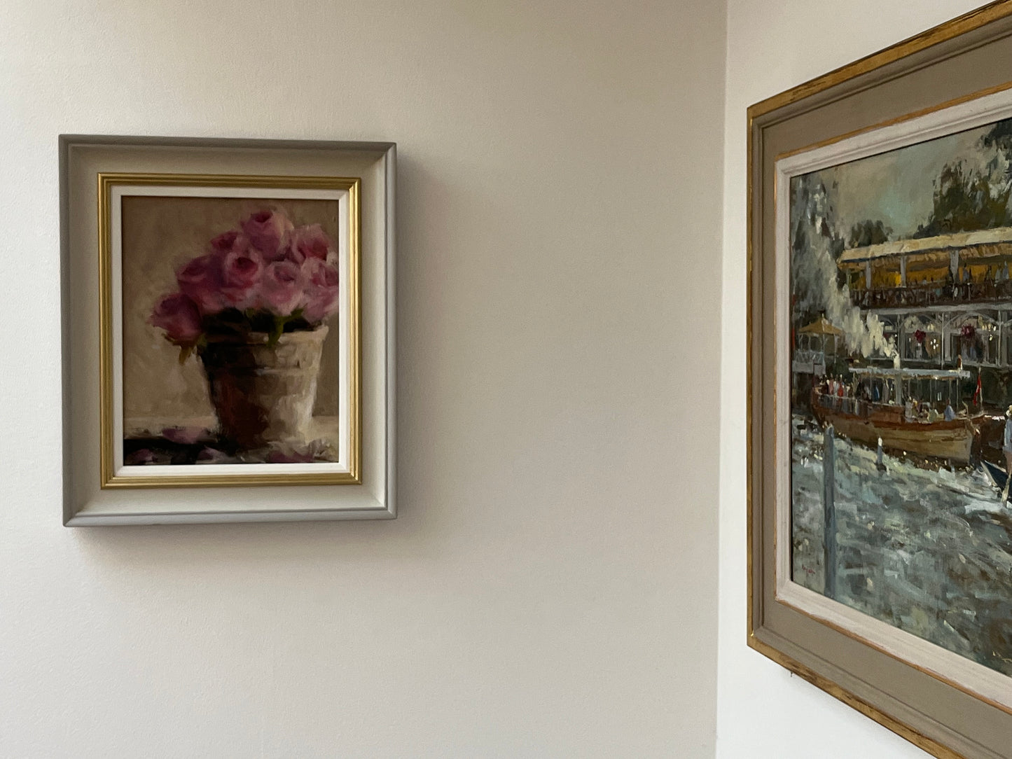 Rose and Leaf Pot in Light